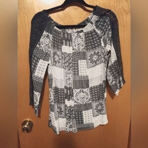 Gray tunic top, size medium